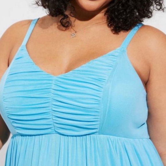 🆕 Soft Mesh Pleated Maxi Dress 2 2X 18 20 NWT Torrid New! - Picture 3 of 5